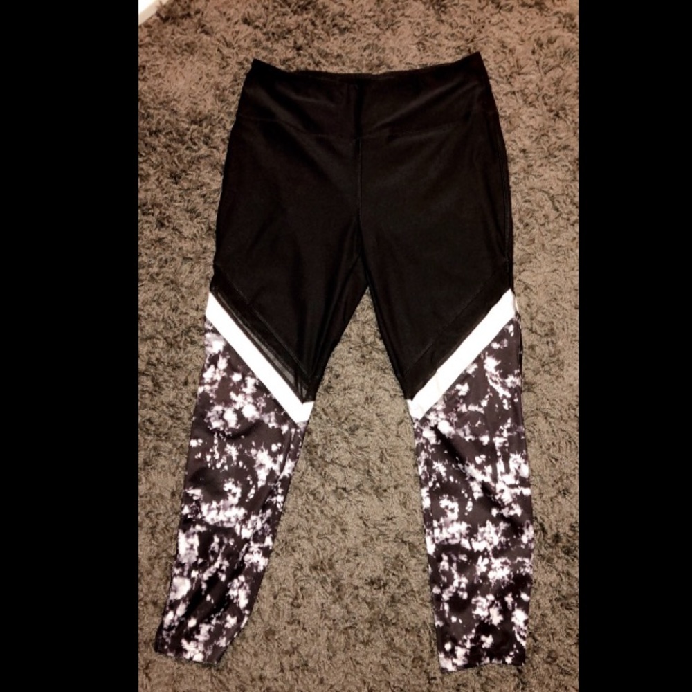 Vogo Athletica Leggings!
